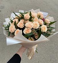 Букет Кремовые розы Латте в Лобаново