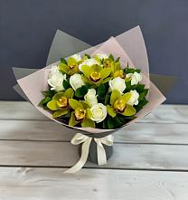 Букет цветов из:  Орхидеи и Розы в Лобаново