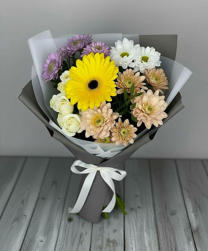 Букет цветов из: Розы, Герберы и Хризантемы в Лобаново