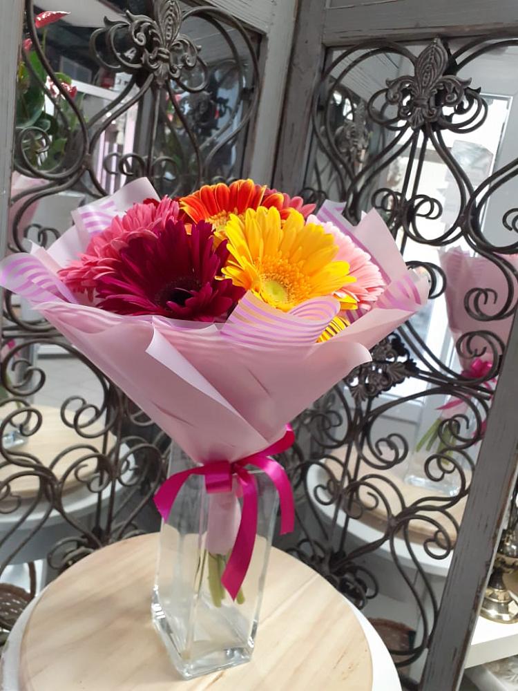 Букет цветов из: Герберы в Лобаново