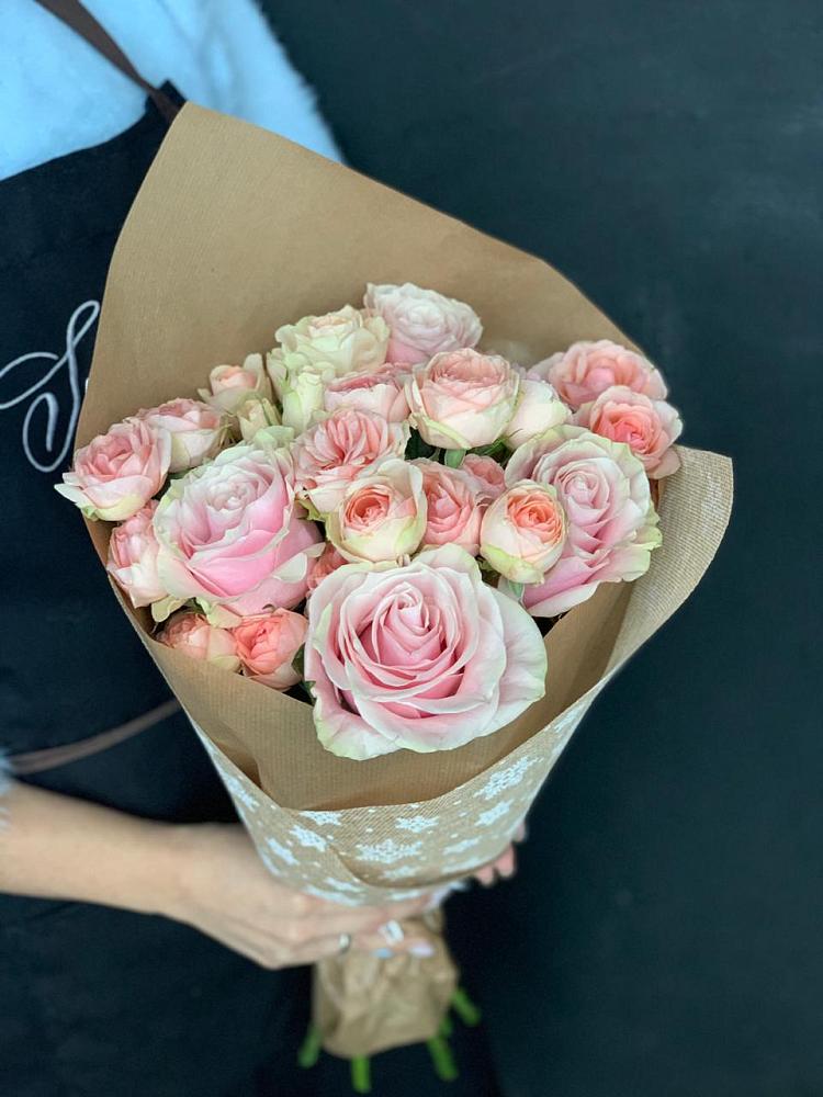 Букет цветов из: Хризантемы и Розы в Лобаново