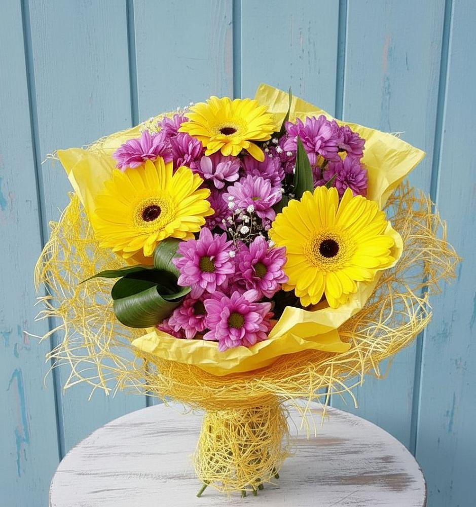 Букет цветов из: Хризантемы и Герберы в Лобаново