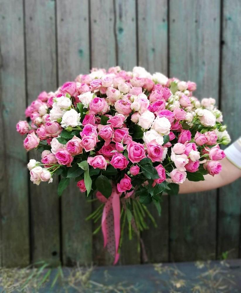 Букет Розовые кустовые розы Натали и Лав Лидия в Лобаново