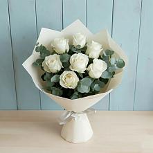 Букет Белые розы в Эвкалипте в Лобаново
