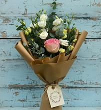 Букет цветов из:  Розы и Лизиантусы в Лобаново